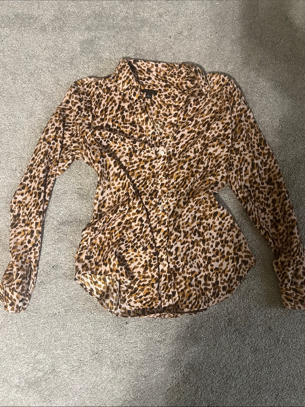 Ann Taylor Mauve Brown Leopard Print Button Down Blouse Small